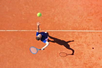 Construire un court de tennis augmente la valeur perçue d’un bien. En effet, les acheteurs recherchent aujourd’hui des propriétés