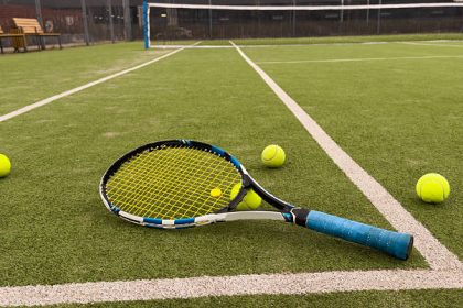 construction court de tennis gazon synthetique à Mougins